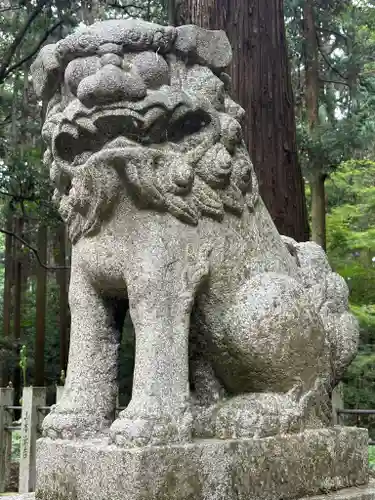 田村神社の狛犬