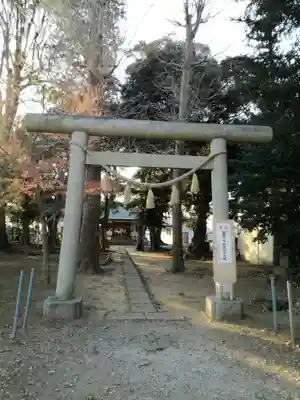 諏訪神社の鳥居