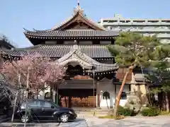 法性寺の本殿