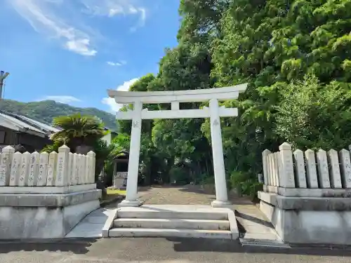 石上神社の鳥居