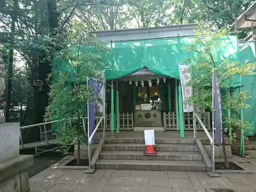 神明氷川神社の本殿