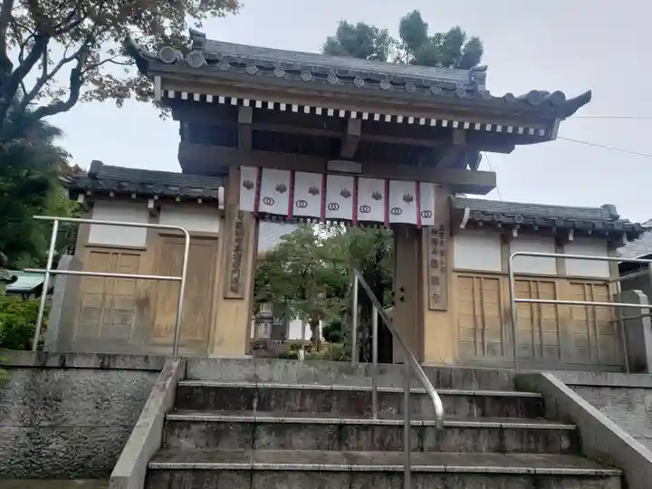 醍醐寺の山門・神門