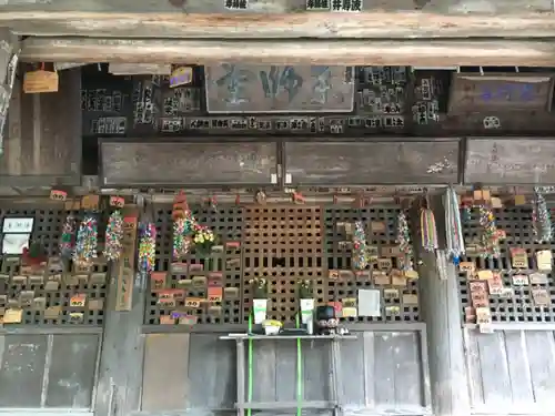 法養寺薬師堂の本殿・本堂