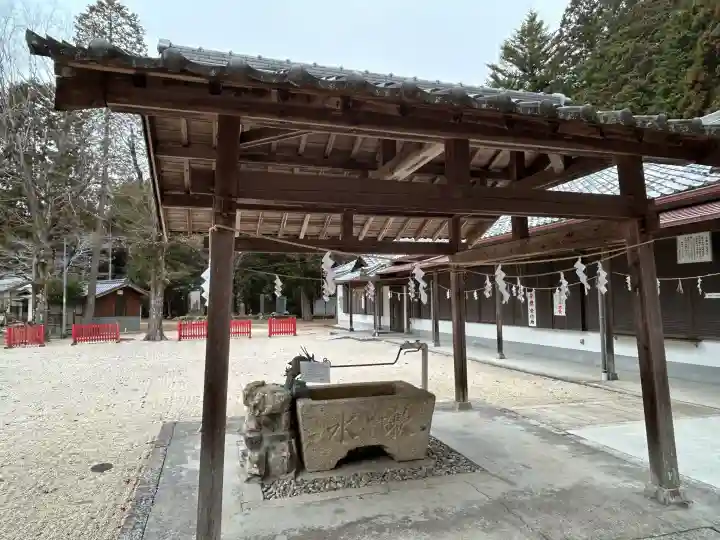 荷機稲荷神社の{uncategorized: "未分類", other: "その他", undefined: "問題あり", building: "その他建物", grave: "お墓", sacred_gate: "鳥居", guardian: "狛犬", statue: "像", buddha: "仏像", history: "歴史", nature: "自然", garden: "庭園", animal: "動物", pagoda: "塔", temizu: "手水舎", mountain_gate: "山門・神門", sanctuary: "本殿・本堂", subordinate: "末社・摂社", art: "芸術", scenery: "景色", jizo: "地蔵", ema: "絵馬", goshuin: "御朱印", omikuji: "おみくじ", items: "授与品その他", amulet: "お守り", goshuincho: "御朱印帳", eats: "食事", festival: "お祭り", votive_dance: "神楽", shichigosan: "七五三参", wedding: "結婚式", experience: "体験その他", initially: "初詣", around: "周辺", anti_infection: "感染症対策"}