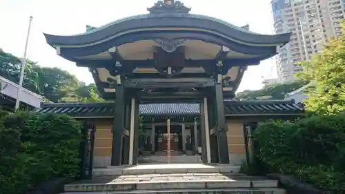 青松寺の山門