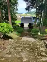 傑岑寺の山門・神門