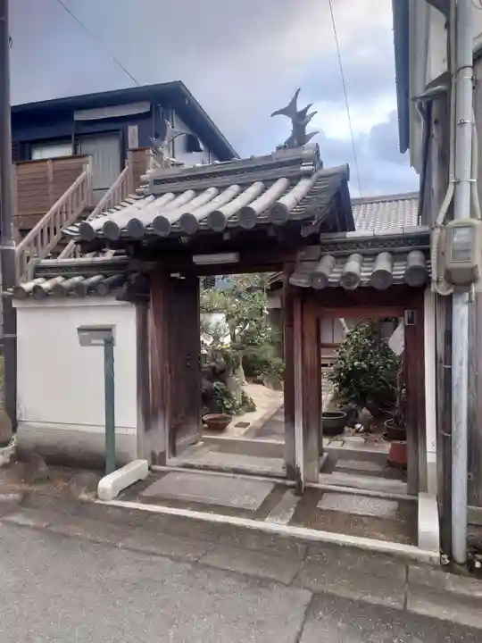 閼伽井庵の周辺