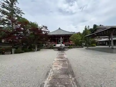 櫟野寺の{uncategorized: "未分類", other: "その他", undefined: "問題あり", building: "その他建物", grave: "お墓", sacred_gate: "鳥居", guardian: "狛犬", statue: "像", buddha: "仏像", history: "歴史", nature: "自然", garden: "庭園", animal: "動物", pagoda: "塔", temizu: "手水舎", mountain_gate: "山門・神門", sanctuary: "本殿・本堂", subordinate: "末社・摂社", art: "芸術", scenery: "景色", jizo: "地蔵", ema: "絵馬", goshuin: "御朱印", omikuji: "おみくじ", items: "授与品その他", amulet: "お守り", goshuincho: "御朱印帳", eats: "食事", festival: "お祭り", votive_dance: "神楽", shichigosan: "七五三参", wedding: "結婚式", experience: "体験その他", initially: "初詣", around: "周辺", anti_infection: "感染症対策"}