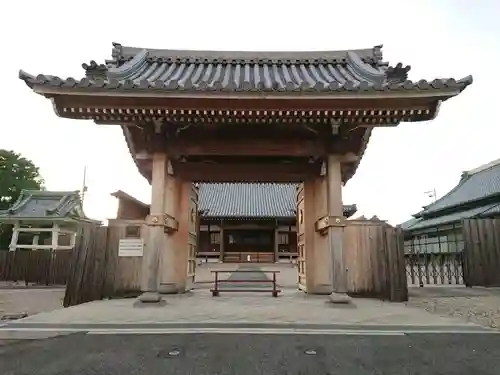 浄照寺の山門