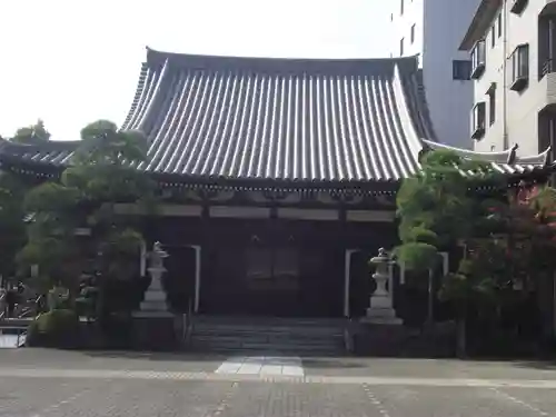 宗三寺の本殿・本堂