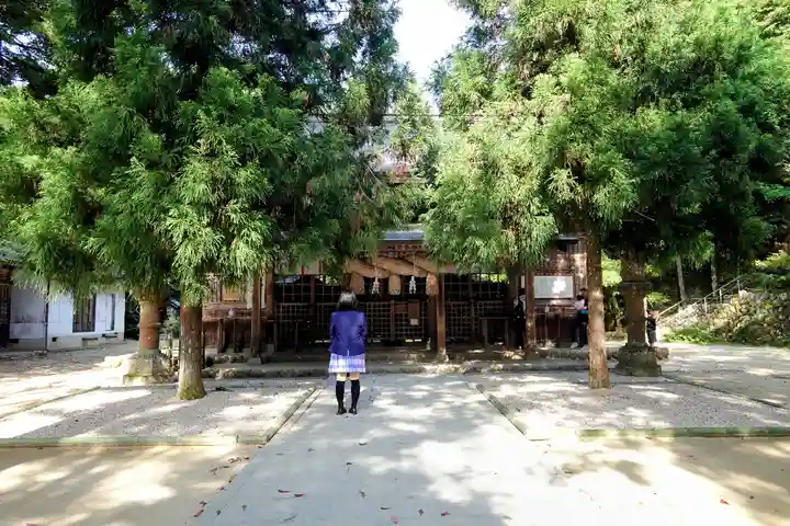 玉作湯神社の本殿・本堂