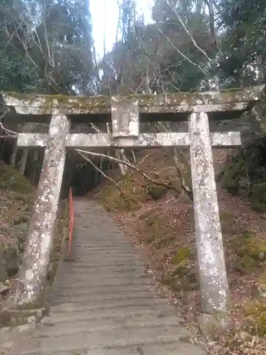 八坂神社・御霊神社の鳥居