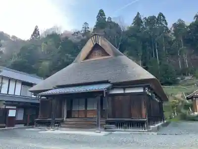 西徳寺の本殿・本堂