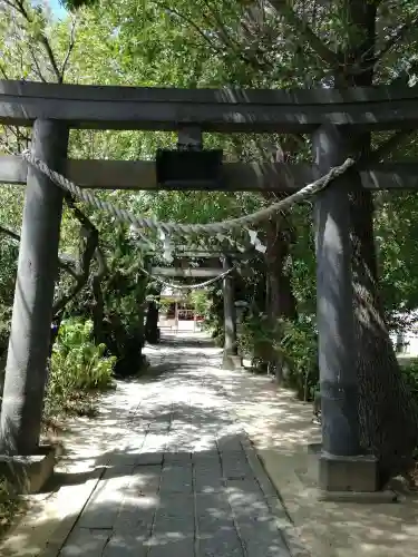 越谷香取神社の鳥居