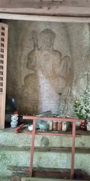 谷山寳山寺の仏像