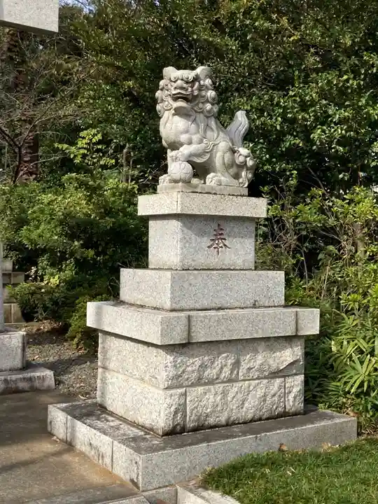 立川熊野神社の狛犬