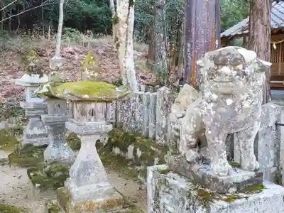 山田感神社の狛犬