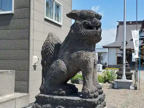 出雲大社新十津川分院の狛犬