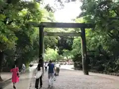 熱田神宮の鳥居