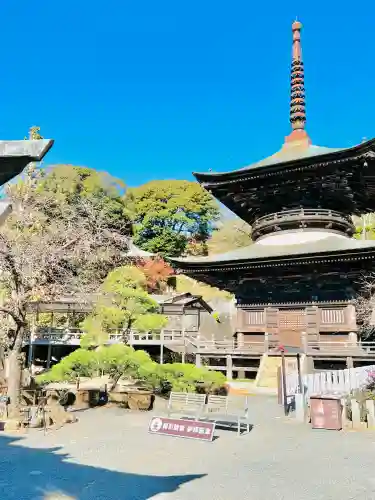 楽法寺（雨引観音）の{uncategorized: "未分類", other: "その他", undefined: "問題あり", building: "その他建物", grave: "お墓", sacred_gate: "鳥居", guardian: "狛犬", statue: "像", buddha: "仏像", history: "歴史", nature: "自然", garden: "庭園", animal: "動物", pagoda: "塔", temizu: "手水舎", mountain_gate: "山門・神門", sanctuary: "本殿・本堂", subordinate: "末社・摂社", art: "芸術", scenery: "景色", jizo: "地蔵", ema: "絵馬", goshuin: "御朱印", omikuji: "おみくじ", items: "授与品その他", amulet: "お守り", goshuincho: "御朱印帳", eats: "食事", festival: "お祭り", votive_dance: "神楽", shichigosan: "七五三参", wedding: "結婚式", experience: "体験その他", initially: "初詣", around: "周辺", anti_infection: "感染症対策"}