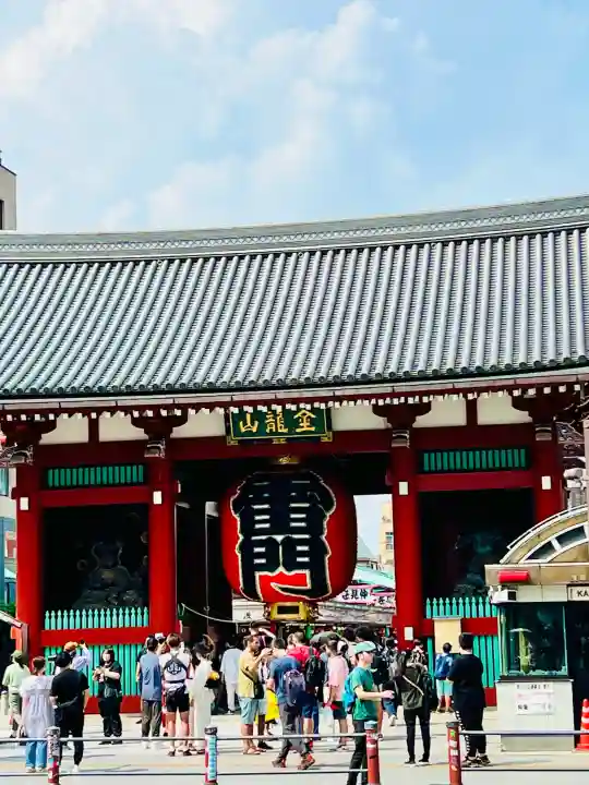 浅草寺の{uncategorized: "未分類", other: "その他", undefined: "問題あり", building: "その他建物", grave: "お墓", sacred_gate: "鳥居", guardian: "狛犬", statue: "像", buddha: "仏像", history: "歴史", nature: "自然", garden: "庭園", animal: "動物", pagoda: "塔", temizu: "手水舎", mountain_gate: "山門・神門", sanctuary: "本殿・本堂", subordinate: "末社・摂社", art: "芸術", scenery: "景色", jizo: "地蔵", ema: "絵馬", goshuin: "御朱印", omikuji: "おみくじ", items: "授与品その他", amulet: "お守り", goshuincho: "御朱印帳", eats: "食事", festival: "お祭り", votive_dance: "神楽", shichigosan: "七五三参", wedding: "結婚式", experience: "体験その他", initially: "初詣", around: "周辺", anti_infection: "感染症対策"}