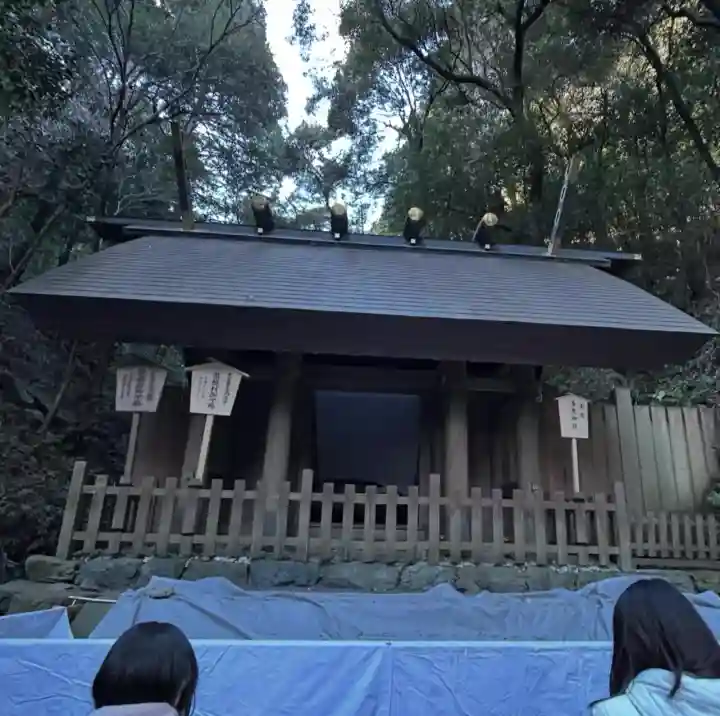 多度大社の{uncategorized: "未分類", other: "その他", undefined: "問題あり", building: "その他建物", grave: "お墓", sacred_gate: "鳥居", guardian: "狛犬", statue: "像", buddha: "仏像", history: "歴史", nature: "自然", garden: "庭園", animal: "動物", pagoda: "塔", temizu: "手水舎", mountain_gate: "山門・神門", sanctuary: "本殿・本堂", subordinate: "末社・摂社", art: "芸術", scenery: "景色", jizo: "地蔵", ema: "絵馬", goshuin: "御朱印", omikuji: "おみくじ", items: "授与品その他", amulet: "お守り", goshuincho: "御朱印帳", eats: "食事", festival: "お祭り", votive_dance: "神楽", shichigosan: "七五三参", wedding: "結婚式", experience: "体験その他", initially: "初詣", around: "周辺", anti_infection: "感染症対策"}