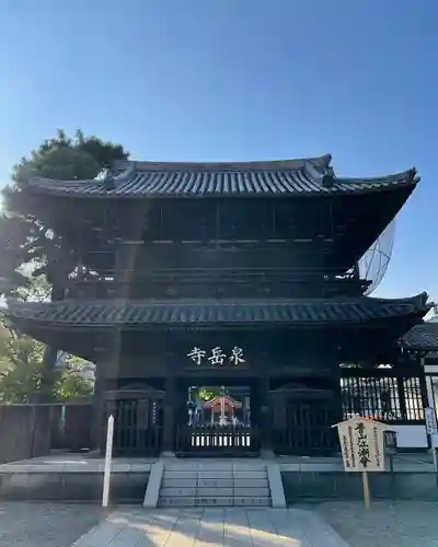 泉岳寺の山門・神門
