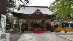 草加神社の本殿