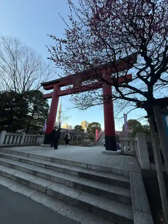 亀戸天神社の{uncategorized: "未分類", other: "その他", undefined: "問題あり", building: "その他建物", grave: "お墓", sacred_gate: "鳥居", guardian: "狛犬", statue: "像", buddha: "仏像", history: "歴史", nature: "自然", garden: "庭園", animal: "動物", pagoda: "塔", temizu: "手水舎", mountain_gate: "山門・神門", sanctuary: "本殿・本堂", subordinate: "末社・摂社", art: "芸術", scenery: "景色", jizo: "地蔵", ema: "絵馬", goshuin: "御朱印", omikuji: "おみくじ", items: "授与品その他", amulet: "お守り", goshuincho: "御朱印帳", eats: "食事", festival: "お祭り", votive_dance: "神楽", shichigosan: "七五三参", wedding: "結婚式", experience: "体験その他", initially: "初詣", around: "周辺", anti_infection: "感染症対策"}