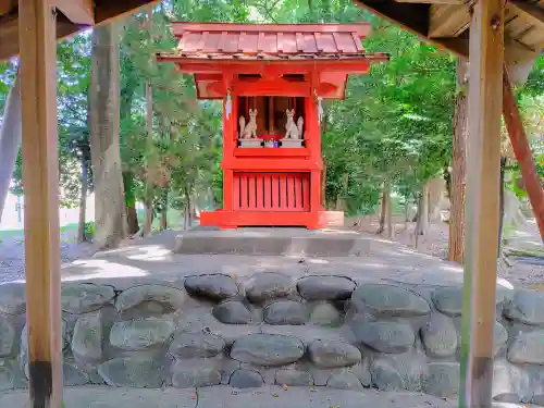 布智神社（本甲）の末社