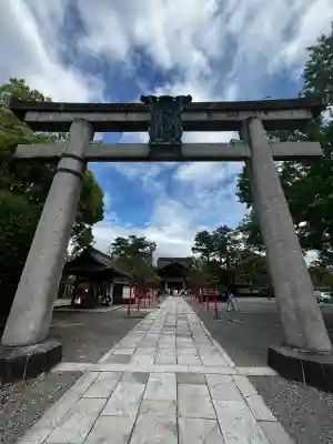豊国神社の{uncategorized: "未分類", other: "その他", undefined: "問題あり", building: "その他建物", grave: "お墓", sacred_gate: "鳥居", guardian: "狛犬", statue: "像", buddha: "仏像", history: "歴史", nature: "自然", garden: "庭園", animal: "動物", pagoda: "塔", temizu: "手水舎", mountain_gate: "山門・神門", sanctuary: "本殿・本堂", subordinate: "末社・摂社", art: "芸術", scenery: "景色", jizo: "地蔵", ema: "絵馬", goshuin: "御朱印", omikuji: "おみくじ", items: "授与品その他", amulet: "お守り", goshuincho: "御朱印帳", eats: "食事", festival: "お祭り", votive_dance: "神楽", shichigosan: "七五三参", wedding: "結婚式", experience: "体験その他", initially: "初詣", around: "周辺", anti_infection: "感染症対策"}