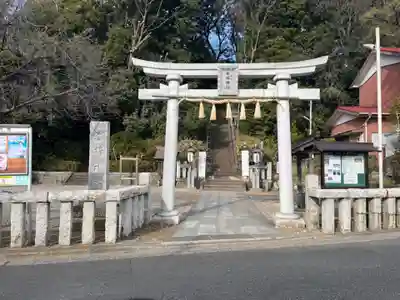 白旗神社（品濃白旗神社）の鳥居
