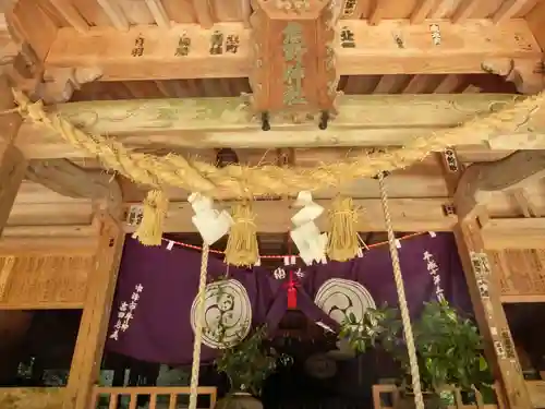 熊野神社の本殿