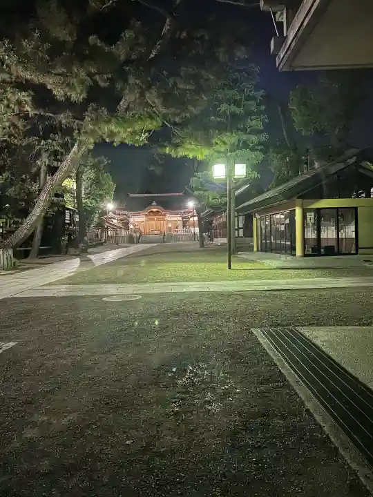 茨木神社の{uncategorized: "未分類", other: "その他", undefined: "問題あり", building: "その他建物", grave: "お墓", sacred_gate: "鳥居", guardian: "狛犬", statue: "像", buddha: "仏像", history: "歴史", nature: "自然", garden: "庭園", animal: "動物", pagoda: "塔", temizu: "手水舎", mountain_gate: "山門・神門", sanctuary: "本殿・本堂", subordinate: "末社・摂社", art: "芸術", scenery: "景色", jizo: "地蔵", ema: "絵馬", goshuin: "御朱印", omikuji: "おみくじ", items: "授与品その他", amulet: "お守り", goshuincho: "御朱印帳", eats: "食事", festival: "お祭り", votive_dance: "神楽", shichigosan: "七五三参", wedding: "結婚式", experience: "体験その他", initially: "初詣", around: "周辺", anti_infection: "感染症対策"}