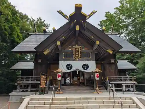 旭川神社の本殿・本堂