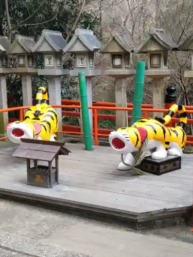 朝護孫子寺の{uncategorized: "未分類", other: "その他", undefined: "問題あり", building: "その他建物", grave: "お墓", sacred_gate: "鳥居", guardian: "狛犬", statue: "像", buddha: "仏像", history: "歴史", nature: "自然", garden: "庭園", animal: "動物", pagoda: "塔", temizu: "手水舎", mountain_gate: "山門・神門", sanctuary: "本殿・本堂", subordinate: "末社・摂社", art: "芸術", scenery: "景色", jizo: "地蔵", ema: "絵馬", goshuin: "御朱印", omikuji: "おみくじ", items: "授与品その他", amulet: "お守り", goshuincho: "御朱印帳", eats: "食事", festival: "お祭り", votive_dance: "神楽", shichigosan: "七五三参", wedding: "結婚式", experience: "体験その他", initially: "初詣", around: "周辺", anti_infection: "感染症対策"}