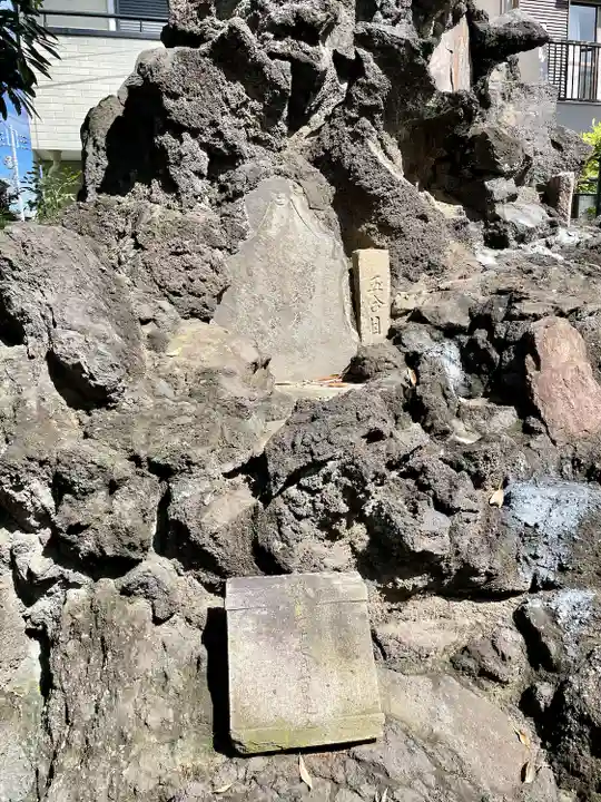 綾瀬稲荷神社(東京都)