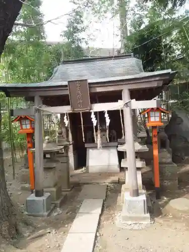 上目黒氷川神社の鳥居