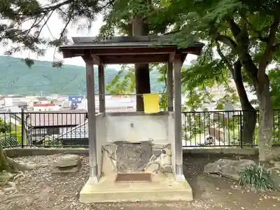 寿栄神社の手水舎