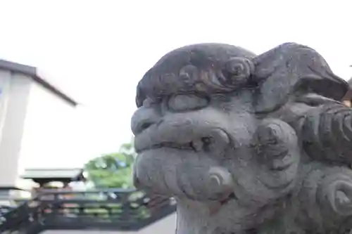 高﨑神社の狛犬