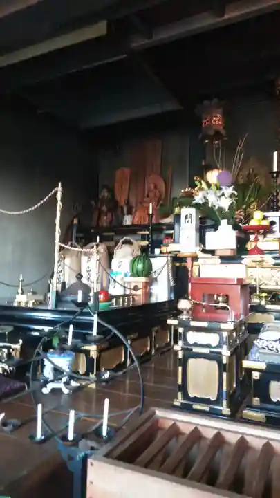 高山寺の本殿・本堂