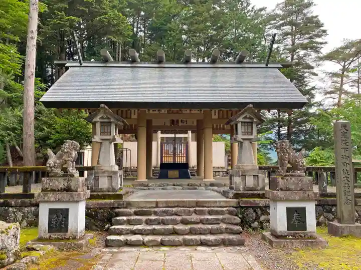 小河内神社の本殿・本堂
