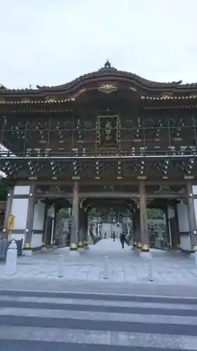 成田山新勝寺の山門・神門