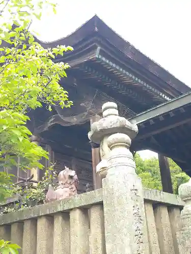 足高神社の本殿