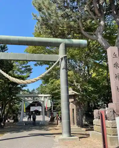 丘珠神社の鳥居