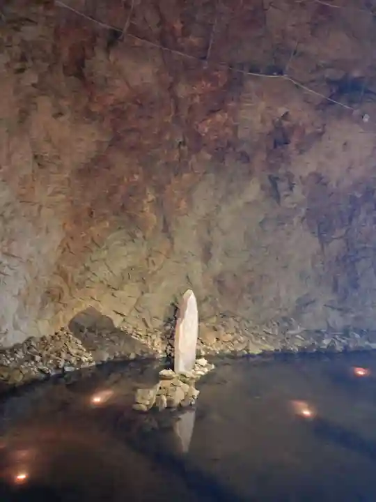 江の島岩屋(神奈川県)