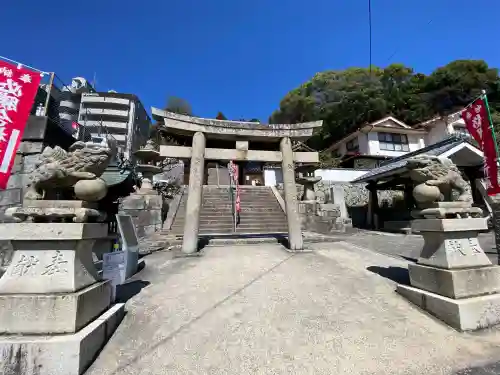 尾長天満宮の{uncategorized: "未分類", other: "その他", undefined: "問題あり", building: "その他建物", grave: "お墓", sacred_gate: "鳥居", guardian: "狛犬", statue: "像", buddha: "仏像", history: "歴史", nature: "自然", garden: "庭園", animal: "動物", pagoda: "塔", temizu: "手水舎", mountain_gate: "山門・神門", sanctuary: "本殿・本堂", subordinate: "末社・摂社", art: "芸術", scenery: "景色", jizo: "地蔵", ema: "絵馬", goshuin: "御朱印", omikuji: "おみくじ", items: "授与品その他", amulet: "お守り", goshuincho: "御朱印帳", eats: "食事", festival: "お祭り", votive_dance: "神楽", shichigosan: "七五三参", wedding: "結婚式", experience: "体験その他", initially: "初詣", around: "周辺", anti_infection: "感染症対策"}