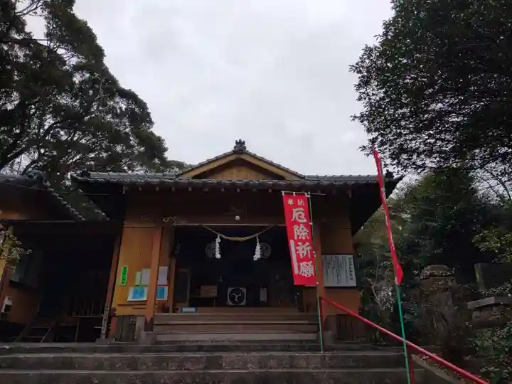 照日神社の本殿・本堂