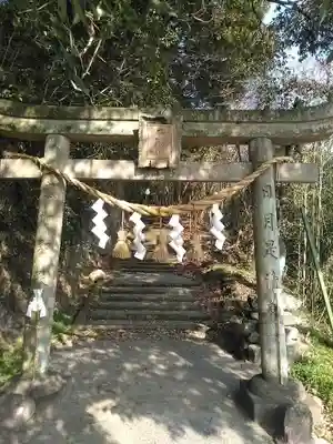 三女神社の鳥居
