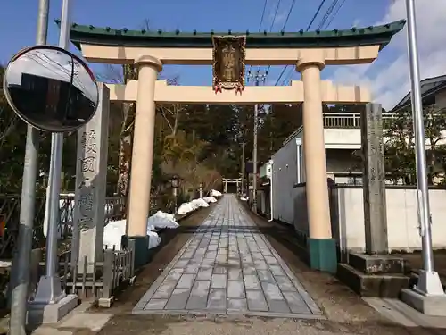 埴生護國八幡宮の鳥居